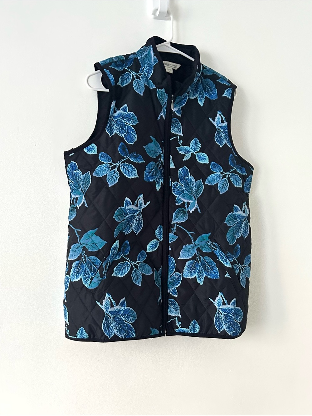 Coldwater Creek Women’s Medium Quilted Floral Vest Blue Black Full Zip